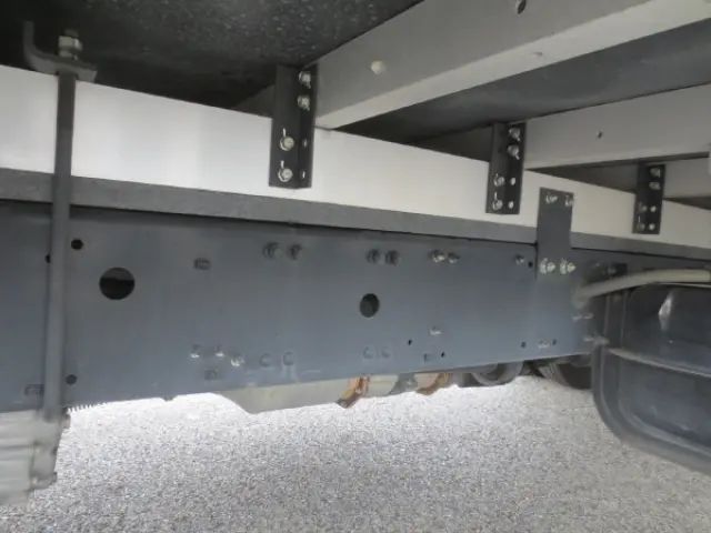 三菱 ファイター 2KG-FK65F(2WD)の写真14