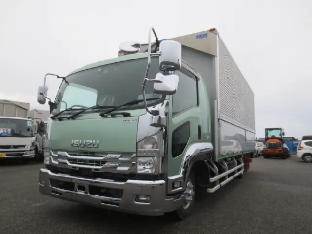 いすゞ フォワード 2RG-FRR90T2(2WD)の写真3