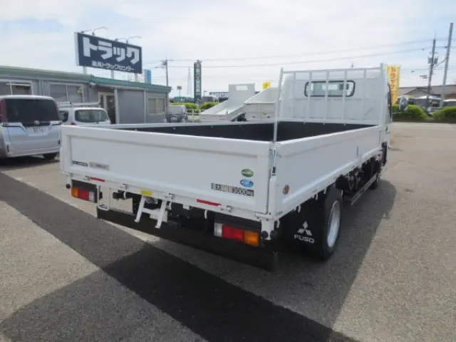三菱 キャンター 2RG-FEB50(2WD)の写真4