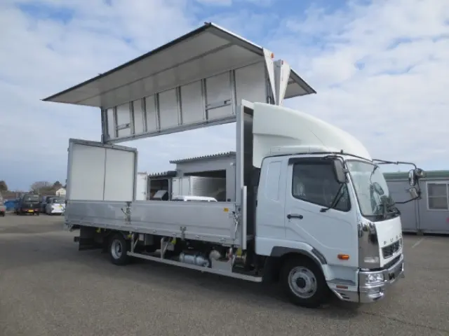 三菱 ファイター 2KG-FK62F(2WD)の写真10
