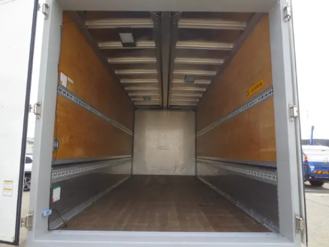 三菱 ファイター 2KG-FK65F(2WD)の写真12