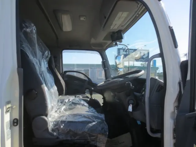 いすゞ フォワード 2RG-FRR90S2の写真15