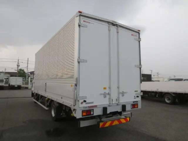 三菱 ファイター 2KG-FK62F(2WD)の写真5