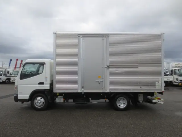 三菱 キャンター TPG-FEB50(2WD)の写真9