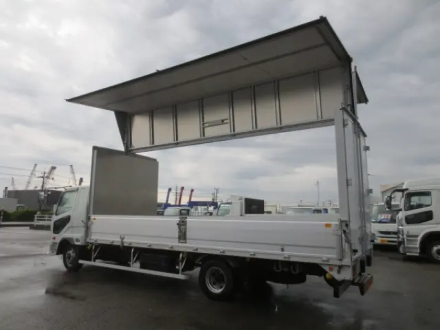 三菱 ファイター 2KG-FK62F(2WD)の写真11