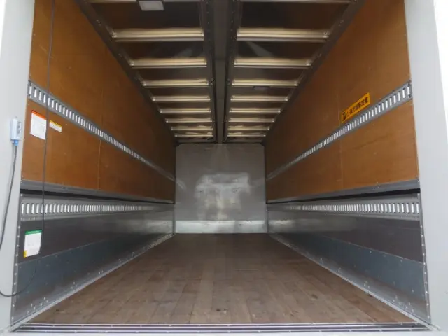 日野 レンジャー 2KG-FC2ABA(2WD)の写真12