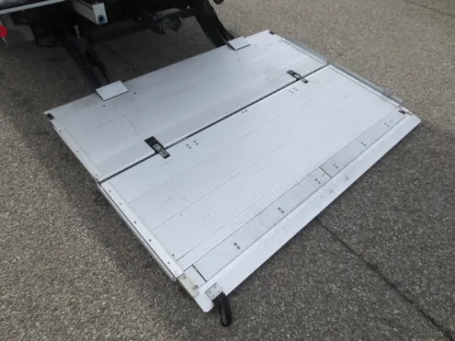 日野 レンジャー 2KG-FC2ABA(2WD)の写真13