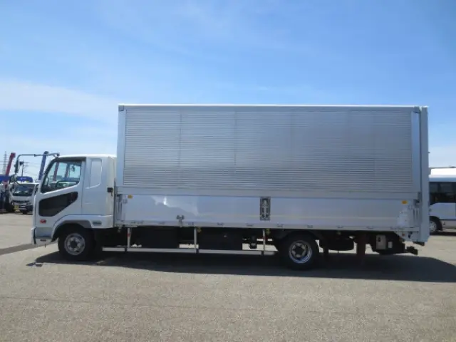 三菱 ファイター 2KG-FK62F(2WD)の写真9