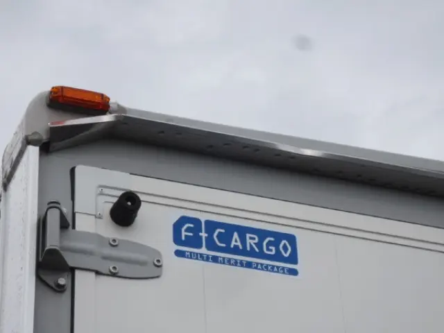 いすゞ フォワード 2RG-FRR90S2(2WD)の写真19