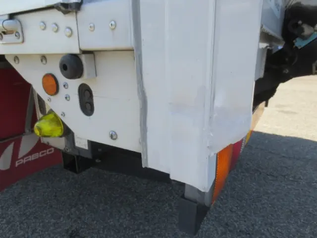 三菱 ファイター 2KG-FK62F(2WD)の写真21
