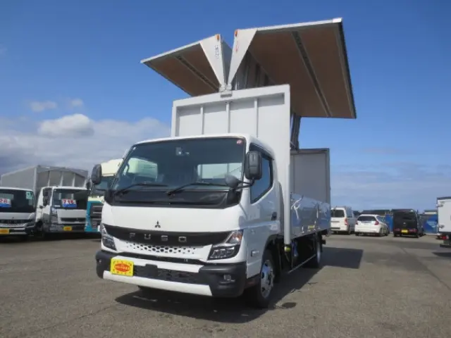 三菱 キャンター 2PG-FEB90(2WD)の写真1