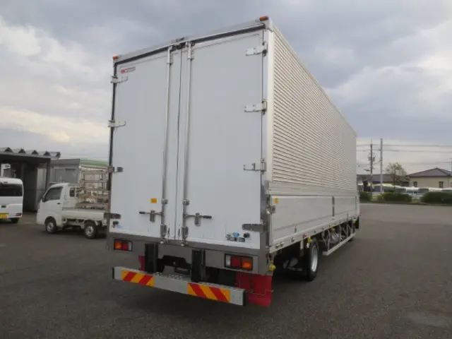 三菱 ファイター 2KG-FK64F(2WD)の写真4