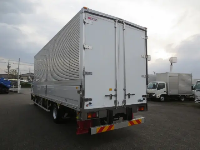 三菱 ファイター 2KG-FK64F(2WD)の写真5