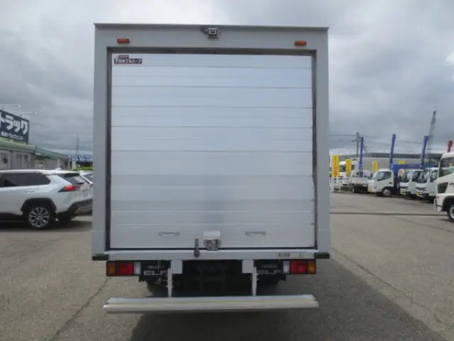 いすゞ エルフ TRG-NNR85AN(2WD)の写真7