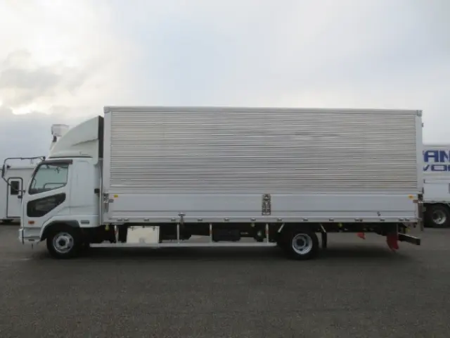 三菱 ファイター 2KG-FK64F(2WD)の写真9