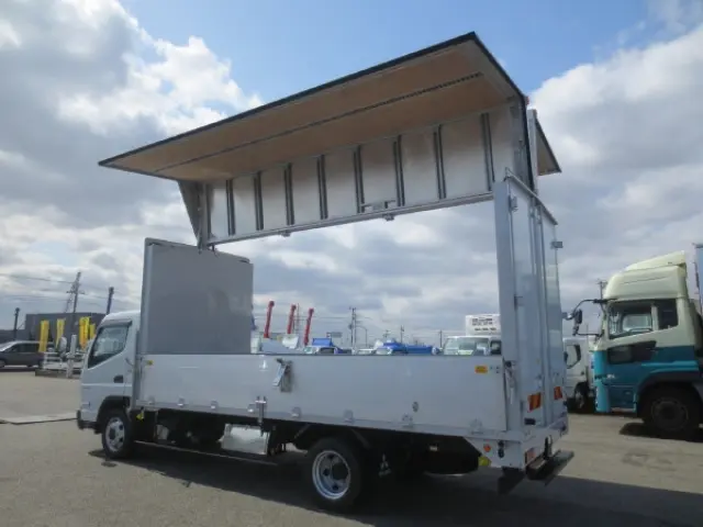 三菱 キャンター 2PG-FEB90(2WD)の写真11