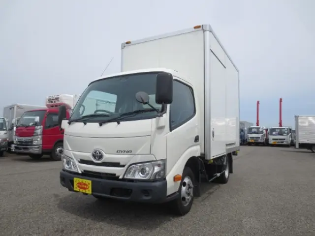 トヨタ ダイナ 2RG-XZC605(2WD)の写真1