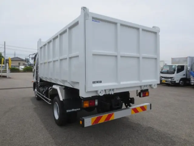 三菱 ファイター 2KG-FK72F(2WD)の写真5