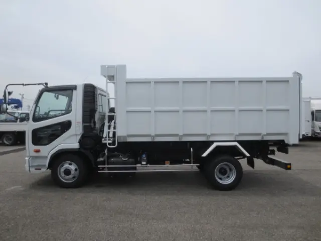三菱 ファイター 2KG-FK72F(2WD)の写真9