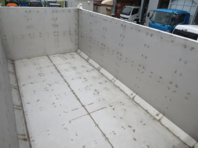 三菱 ファイター 2KG-FK72F(2WD)の写真11