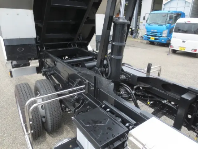 三菱 ファイター 2KG-FK72F(2WD)の写真15