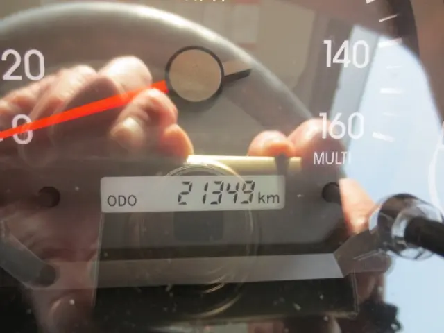 いすゞ エルフ 2RG-NPR88AN(2WD)の写真16