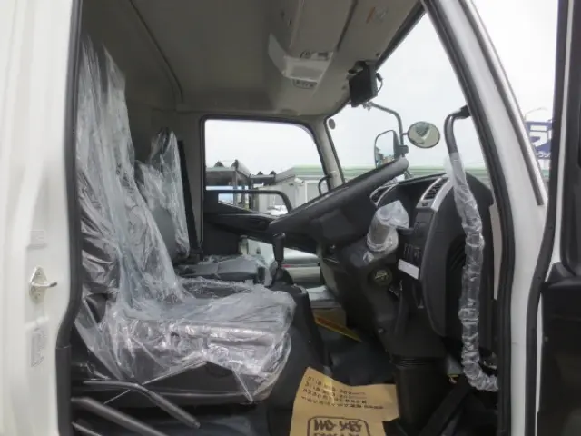 三菱 ファイター 2KG-FK72F(2WD)の写真16