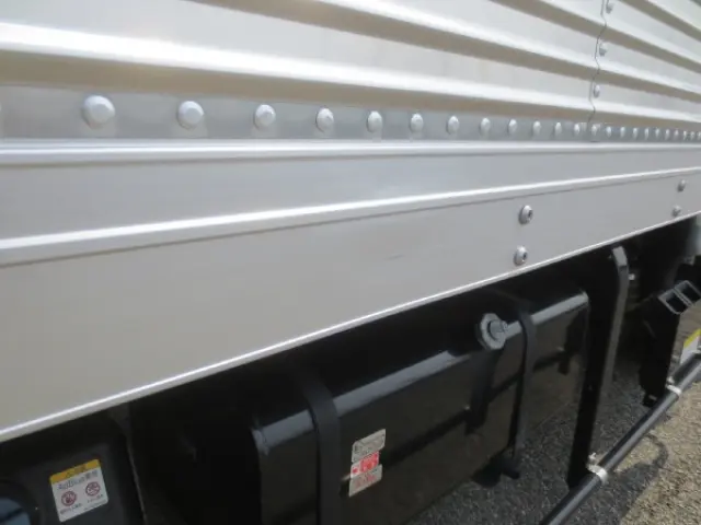 いすゞ エルフ 2RG-NPR88AN(2WD)の写真19