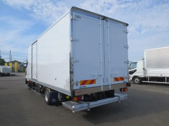 三菱 ファイター 2KG-FK65F(2WD)の写真5