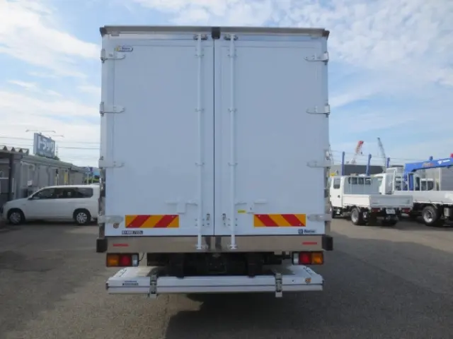 三菱 ファイター 2KG-FK65F(2WD)の写真7