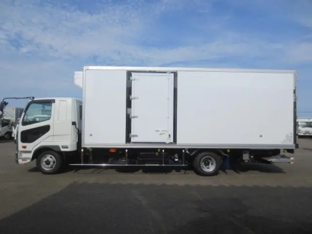 三菱 ファイター 2KG-FK65F(2WD)の写真9