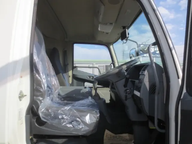 三菱 ファイター TKG-FK71F(2WD)の写真17