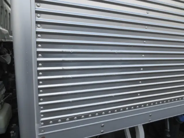 いすゞ フォワード 2RG-FRR90S2(2WD)の写真22