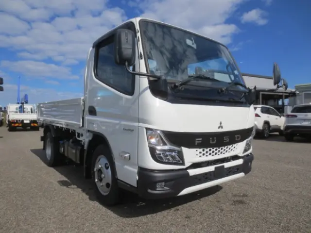 三菱 キャンター 2RG-FBAV0(2WD)の写真2