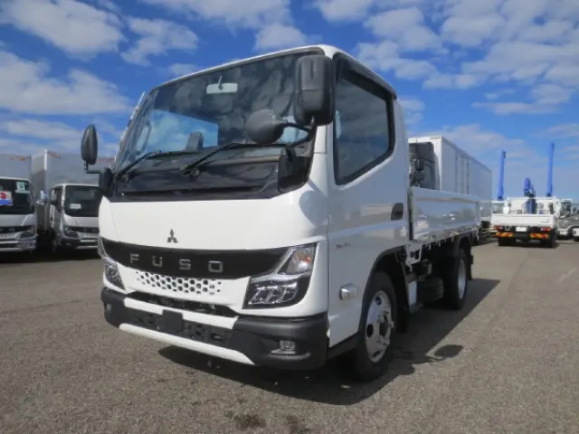 三菱 キャンター 2RG-FBAV0(2WD)の写真3