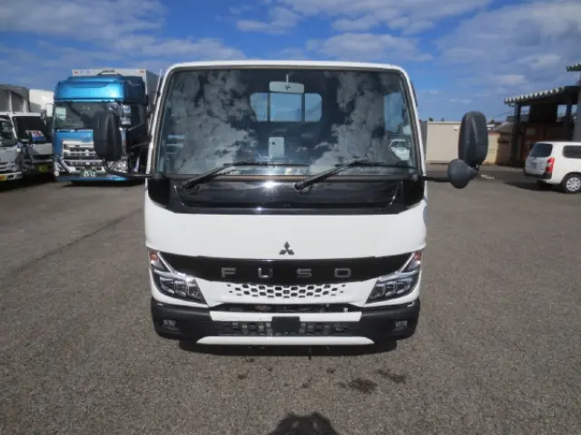 三菱 キャンター 2RG-FBAV0(2WD)の写真6