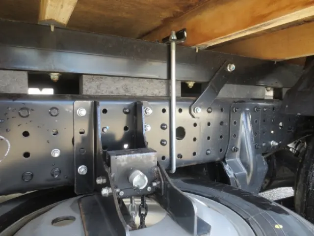 三菱 キャンター 2RG-FBAV0(2WD)の写真11