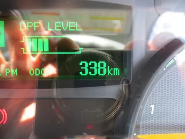 三菱 キャンター 2RG-FBAV0(2WD)の写真14