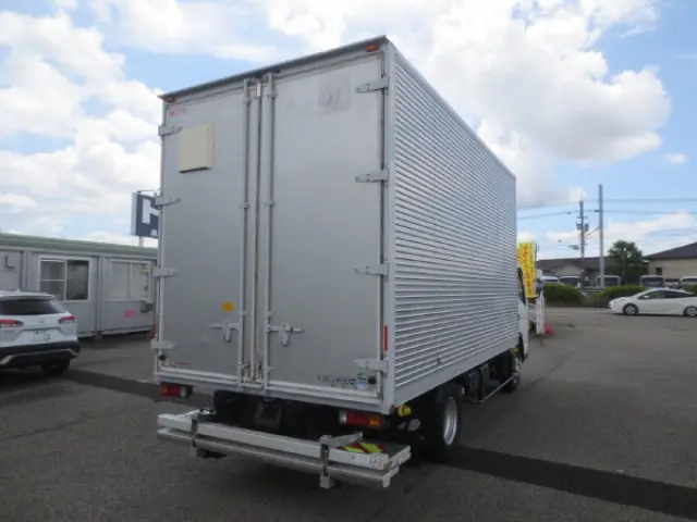 三菱 キャンター TPG-FEB50(2WD)の写真4