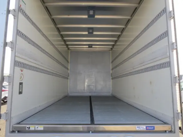 日野 レンジャー 2PG-FC2ABA(2WD)の写真10