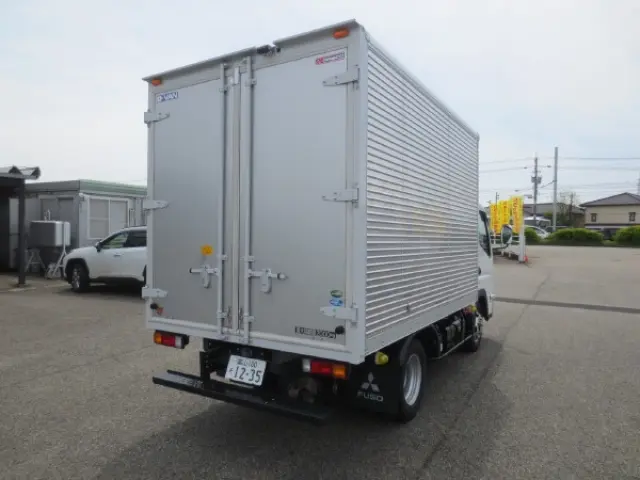 三菱 キャンター 2RG-FBA20(2WD)の写真4