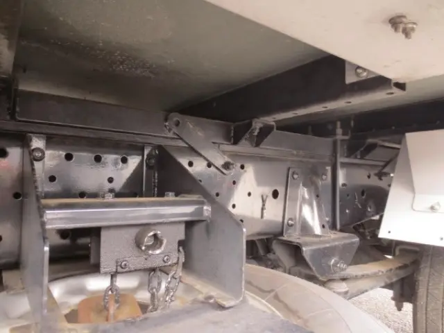 いすゞ エルフ 2RG-NJR88AN(2WD)の写真12