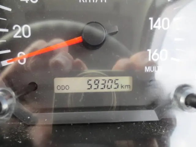 いすゞ エルフ 2RG-NJR88AN(2WD)の写真15