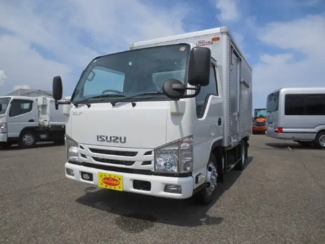 いすゞ エルフ TRG-NJR85AN(2WD)の写真1