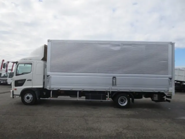 日野 レンジャー 2KG-FD2ABA(2WD)の写真9