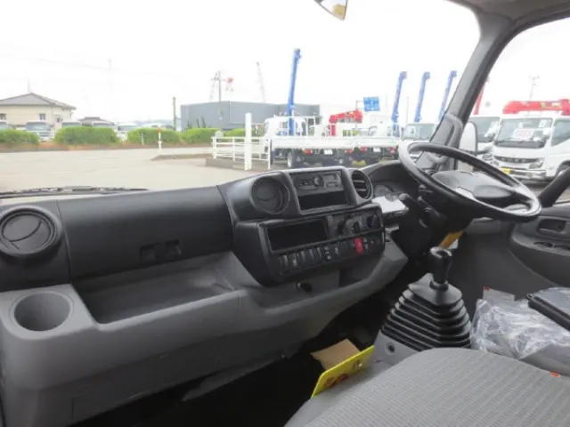 トヨタ ダイナ TKG-XZC605(2WD)の写真14