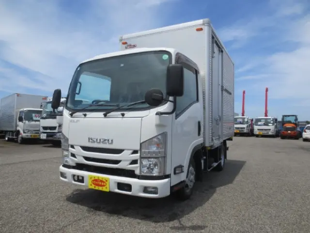 いすゞ エルフ TRG-NLR85AN(2WD)の写真1