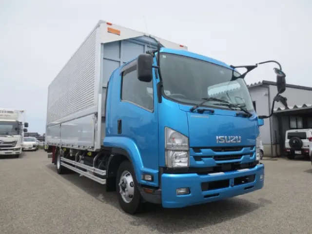 いすゞ フォワード 2RG-FRR90S2(2WD)の写真2