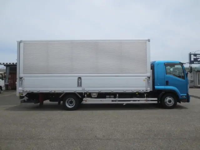いすゞ フォワード 2RG-FRR90S2(2WD)の写真8