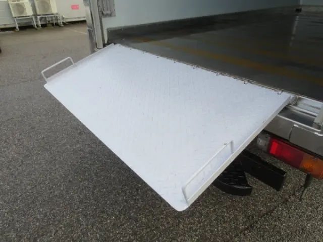 日野 デュトロ TKG-XZU710M(2WD)の写真11